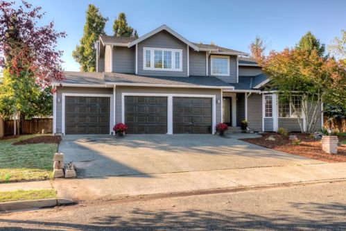 2014 20th St, Puyallup, WA 98372-7120