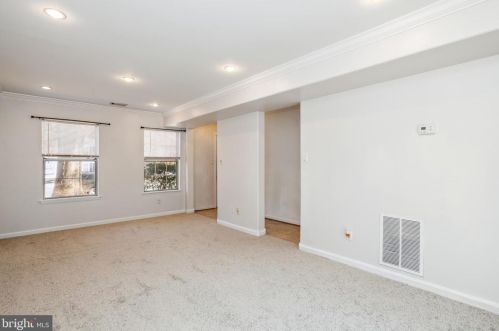 13488 Princedale Dr, Woodbridge VA  22193-3842 exterior