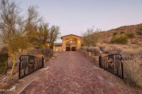 21530 Granite Ridge Rd, Buckeye, AZ 85396-3581