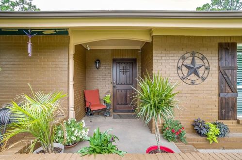 6801 Crane Rd, Fort Worth TX  76182-4306 exterior