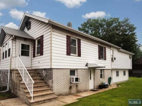 18 Ramella Ave, Moonachie, NJ 07074-1105