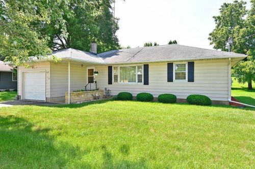 2315 4th St, Faribault, MN 55021-5653