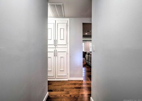 53 Fairfield St, Milford CT  06460-5149 exterior