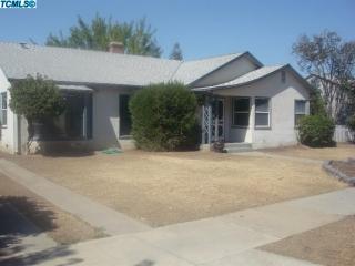 326 Lenox Ave, Exeter, CA 93221-1928