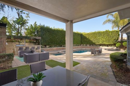 1601 Anita Ln, Newport Beach, CA 92660-4803