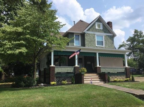 187 Oakland Ave, Hermitage, PA 16146-2387