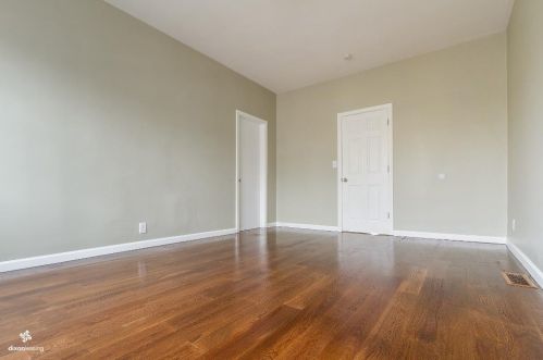 328 Avenue A, Bayonne NJ  07002-1320 exterior