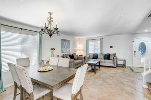 35794 Frederick St, Wildomar CA  92595-8039 exterior