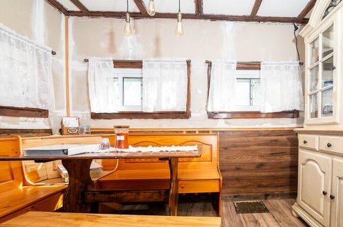 223 Perrin Ave, Springfield OH 45506-2725 exterior