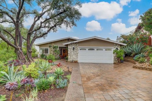 4030 Tropico Dr, La Mesa, CA 91941-6864