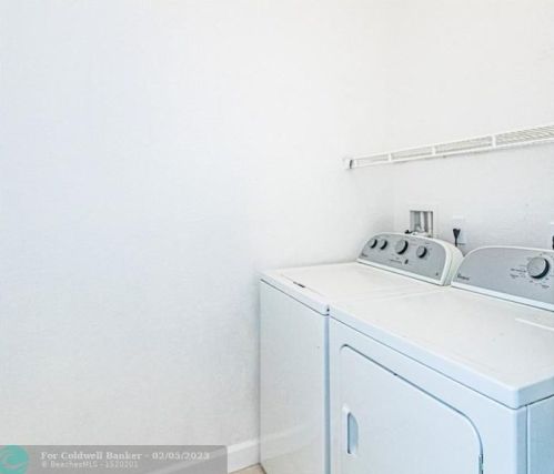 2264 Shoma Dr, West Palm Beach FL  33414-4340 exterior