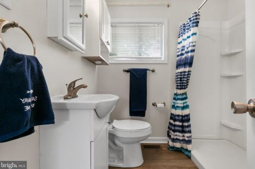 14 Hemsing Dr, Lumberton Township NJ  08048-3060 exterior