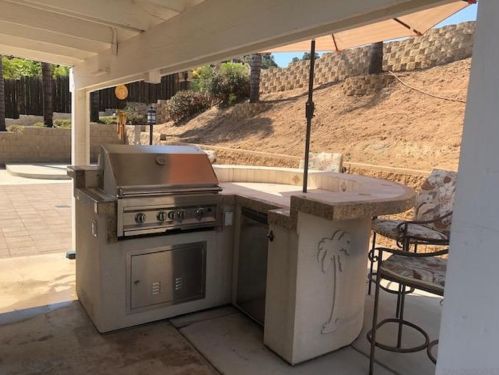 1850 Treseder Cir, El Cajon CA  92019-3829 exterior