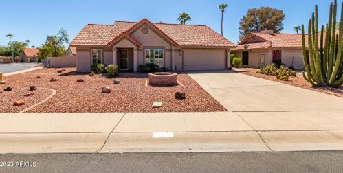 5801 Saragosa St, Chandler, AZ 85226-3555