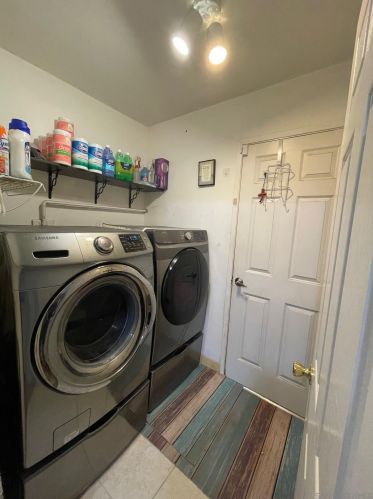 11184 Calle Dario, San Diego CA 92126-1206 exterior