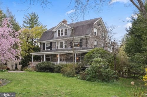 741 Millbrook Ln, Haverford, PA 19041-1210