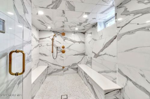 3 Equinox Ln, East Freehold NJ  07728-8652 exterior