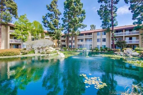 1775 Diamond St, San Diego CA  92109-3319 exterior