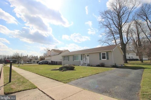 215 Ryans Run, Boothwyn PA  19060-2451 exterior