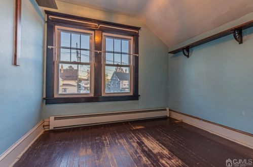 41 Ford Ave, Perth Amboy NJ  08863-1604 exterior