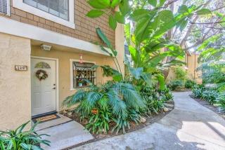 128 Lakepines, Irvine, CA 92620-1924