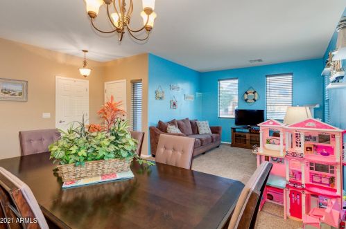 1637 Vineyard Plains Dr, Queen Creek AZ  exterior