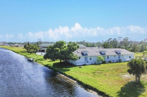 226 Boundary Blvd, Placida, FL 33947-2101