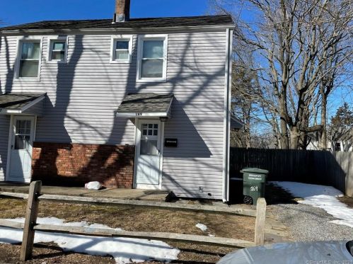 169 Dupont Pl, Bridgeport CT  06610-1401 exterior