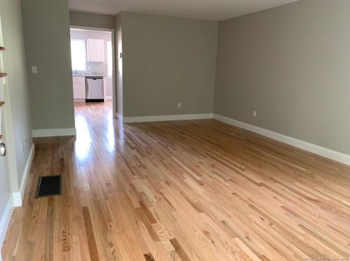 94 Woodcock Ct, Windsor Locks CT  06096-1325 exterior