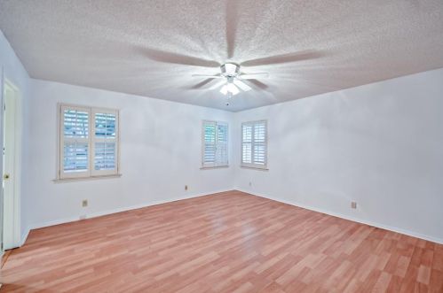 5662 Vega Dr, Fort Worth TX  76133-2962 exterior