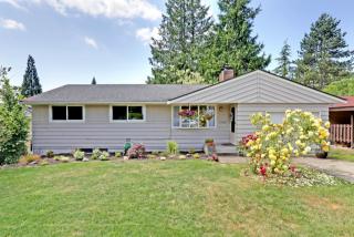 13227 37th Ave, Seattle, WA 98125-4648
