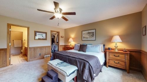 1922 Cherry St, Red Wing MN  55066-3557 exterior