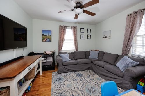 47 Alexine Ave, East Rockaway NY  11518-1515 exterior