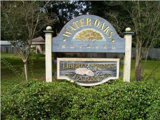 1300 Oak Bend Trl, Cantonment, FL 32533-6942