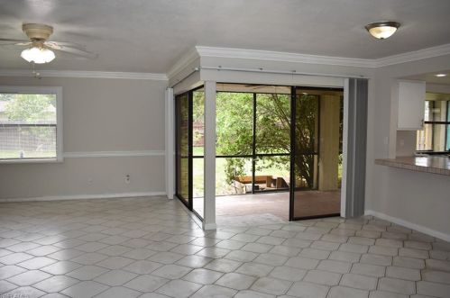 4021 2nd Ave, Cape Coral, FL 33904-8413