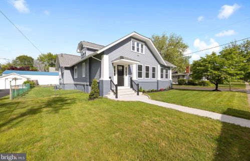 430 Manor Rd, Beverly NJ  08010-1028 exterior