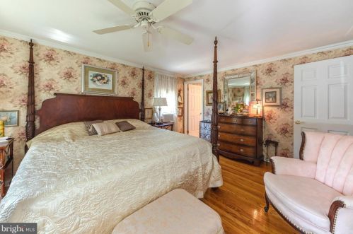 716 Carter Hill Dr, West Deptford NJ  08066-1903 exterior