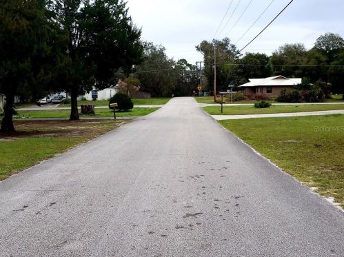 15 Estrella Rd, De Bary FL 32713-2931 exterior