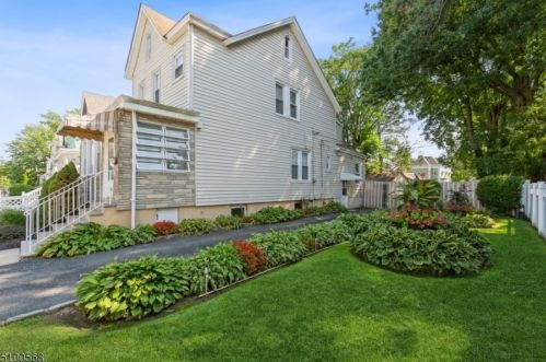 105 Norman St, East Orange, NJ 07017-3414