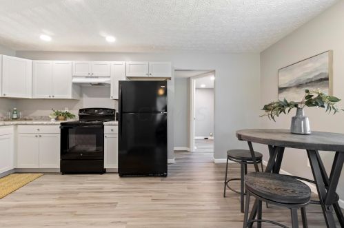 10 Westland Way, Delaware OH  43015-2223 exterior