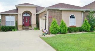 648 White Face Dr, Clarksville, TN 37040-1200