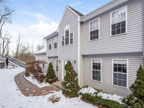 95 Daniel Rd, Bristol, CT 06010-5259