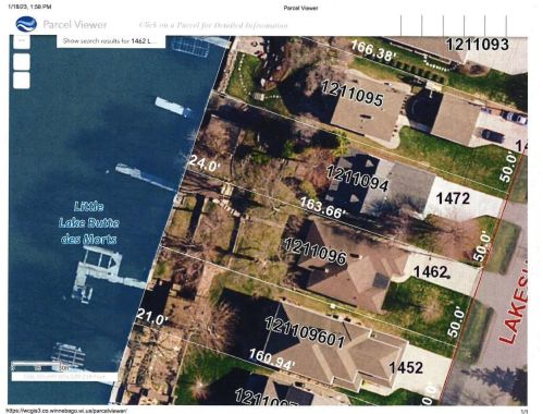 1462 Lakeshore Dr, Menasha WI  54952-1326 exterior