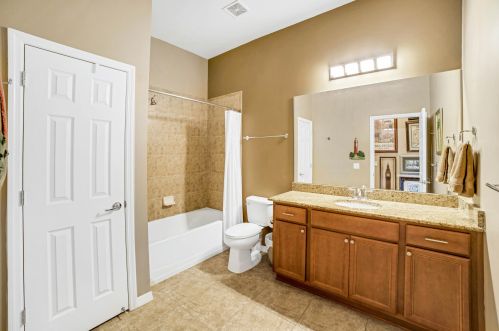 1353 Bourne Dr, Jupiter FL 33458-2915 exterior