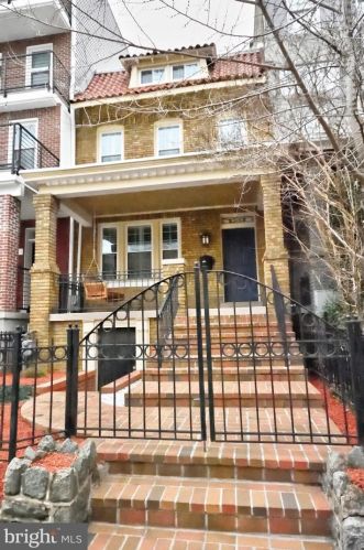 1475 Girard St, Washington, DC 20017-2941