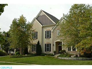 10010 Macdonald Dr, Dublin, OH 43017-8068