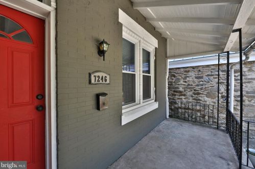 7246 Bryan St, Philadelphia, PA 19119-2418