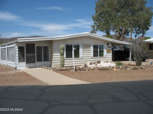 6048 Flying M St, Tucson, AZ 85713-4313
