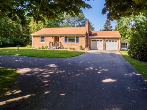 889 Brazeau Ave, Pensaukee WI  54153-1946 exterior