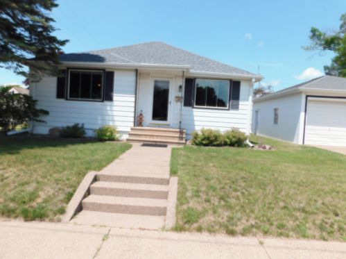 2203 Green Bay St, La Crosse WI  54601-5915 exterior